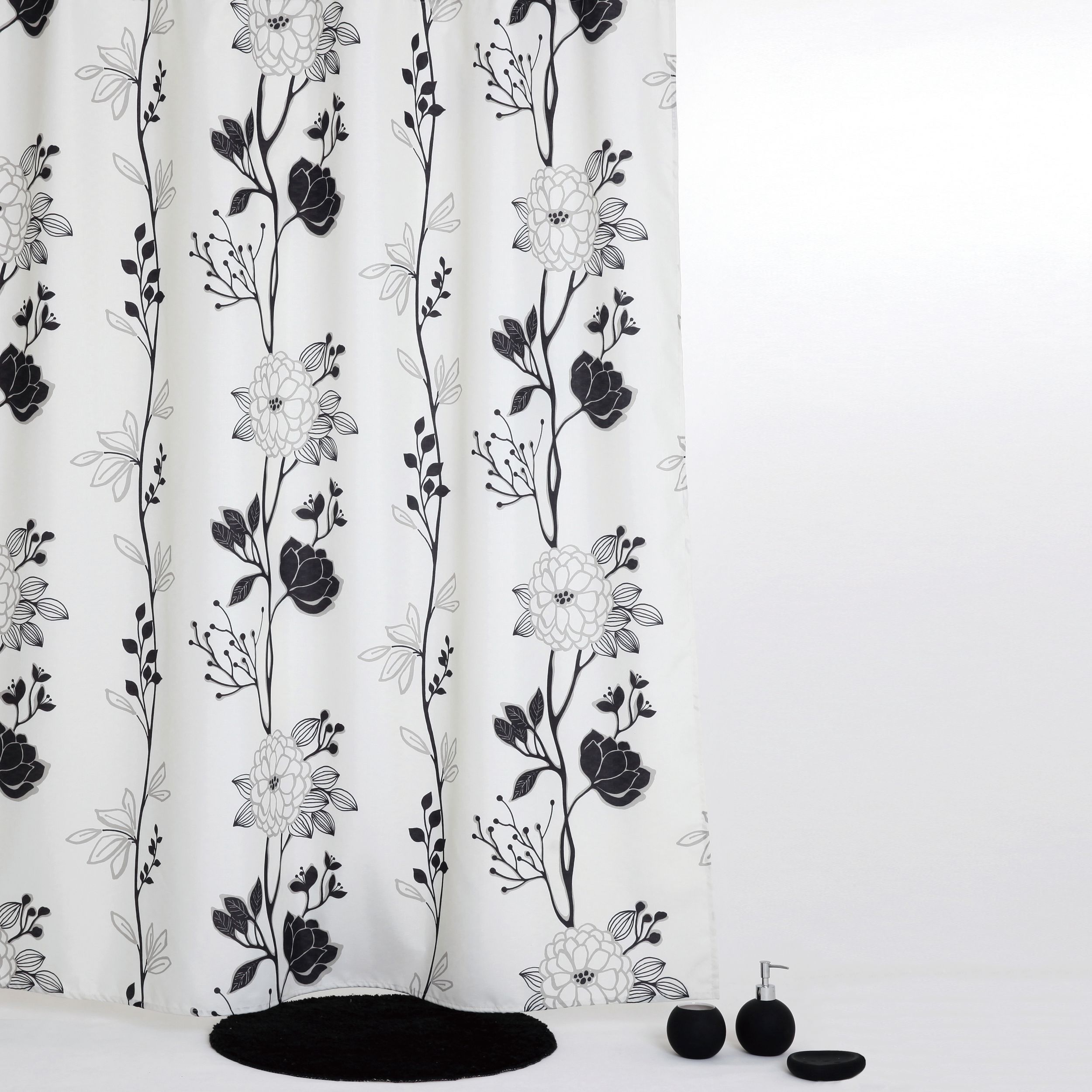  Shower curtain